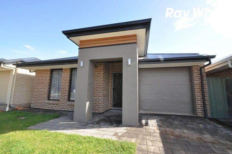 40 Greentree Boulevard, Paralowie SA 5108, Paralowie - Thumbnail 2