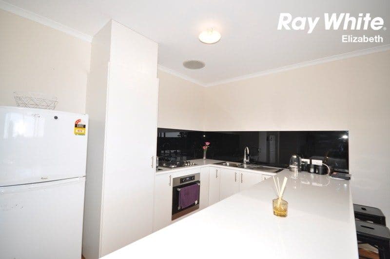 40 Greentree Boulevard, Paralowie SA 5108, Paralowie - Thumbnail 4