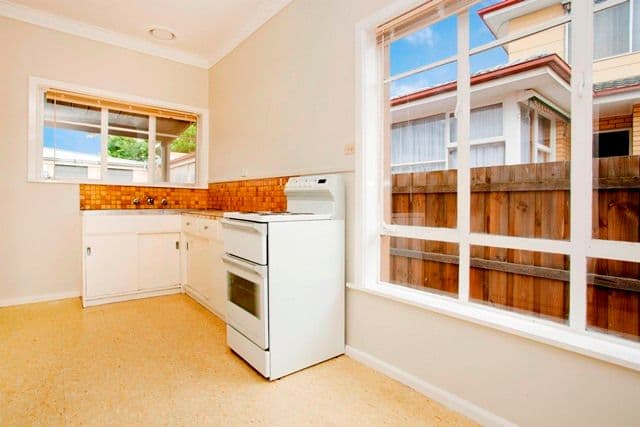 10 Matlock Street, HERNE HILL VIC 3218, Herne Hill - Thumbnail 4