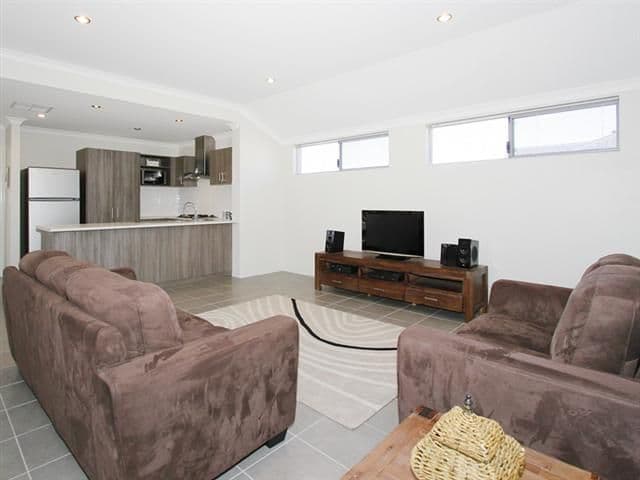 19B Baystone Parade, HARRISDALE WA 6112, Harrisdale - Thumbnail 3