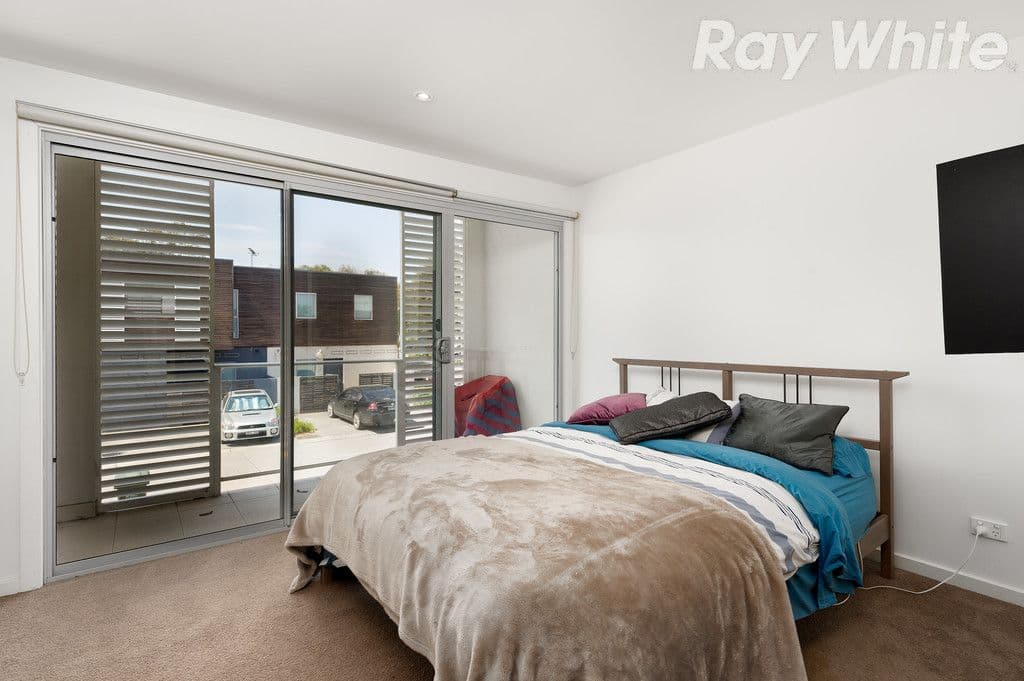 3 Poinsettia Court, Bundoora VIC 3083, Bundoora - Thumbnail 4