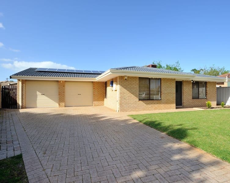10 Yarra Close, COOLOONGUP WA 6168, Cooloongup - Image 1