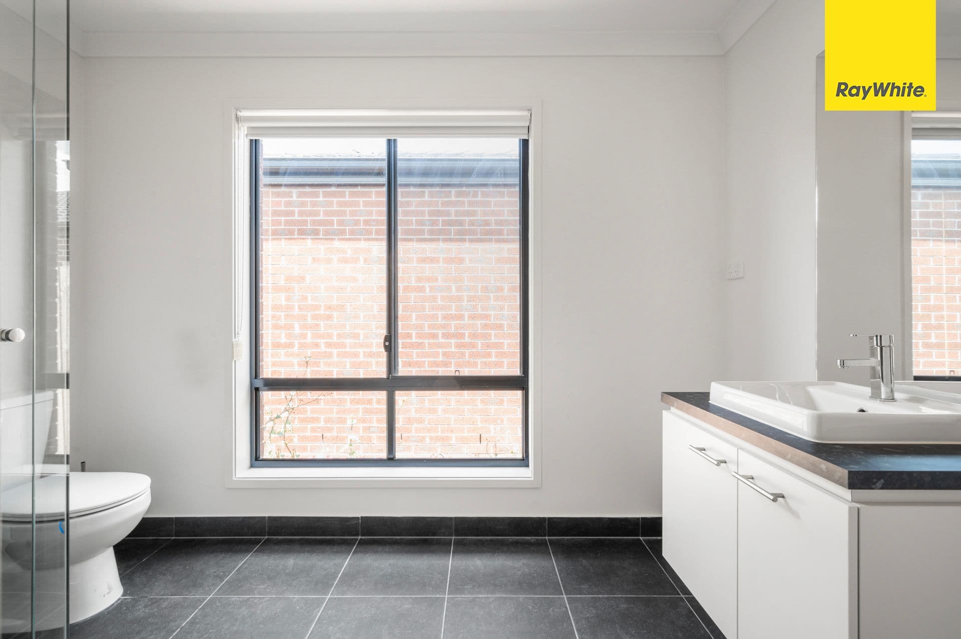 26 Linacre Crescent, Melton South VIC 3338, Melton South - Thumbnail 3
