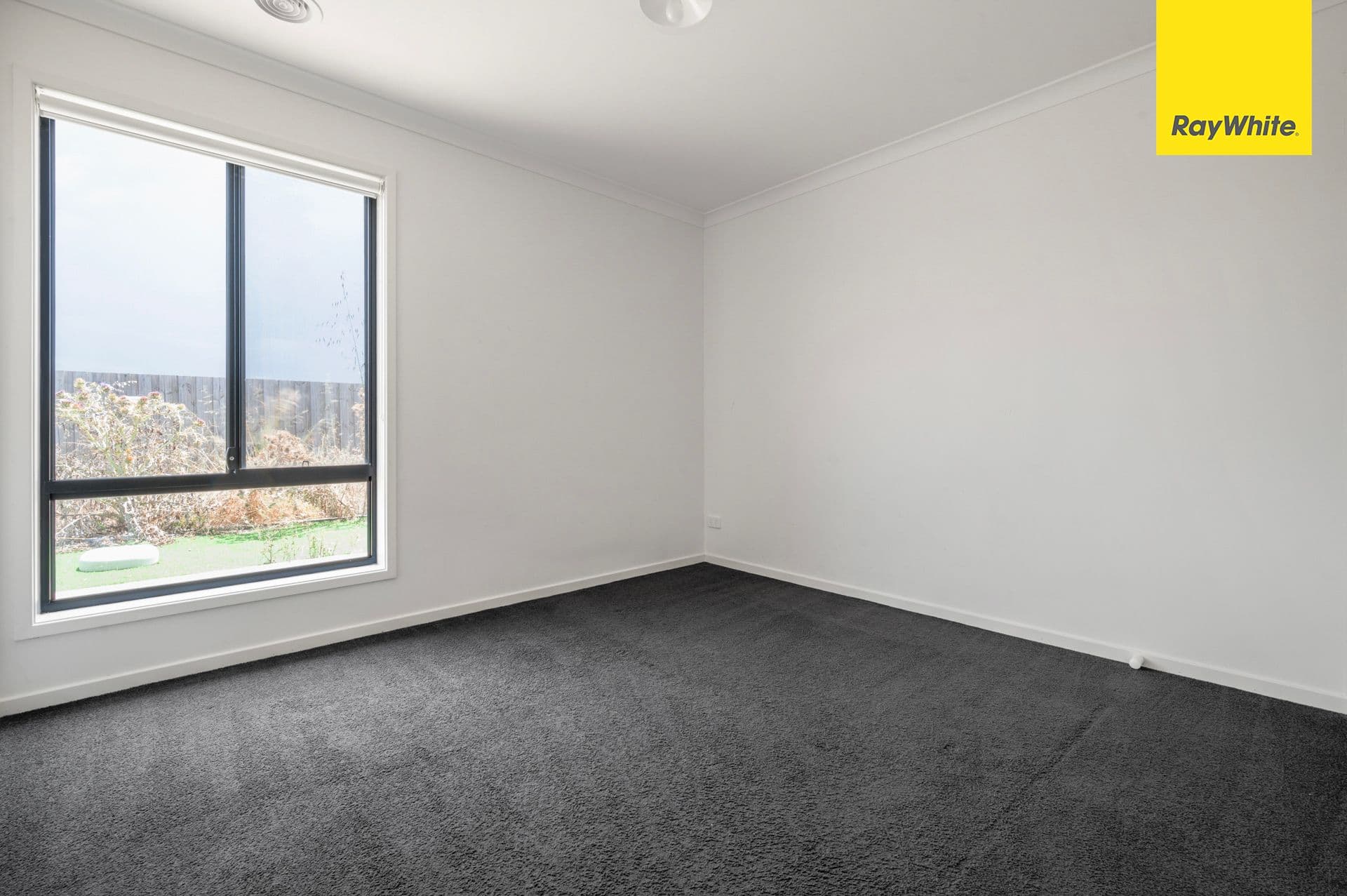 26 Linacre Crescent, Melton South VIC 3338, Melton South - Thumbnail 7