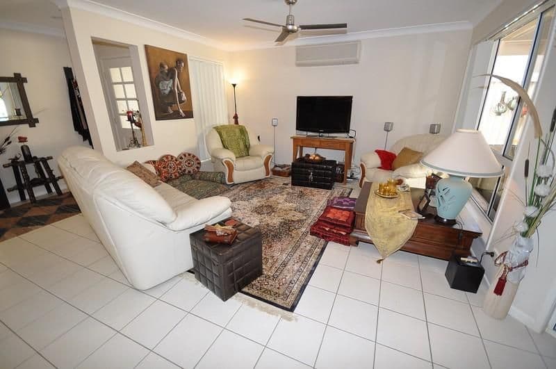28 Leighanne Crescent, ARUNDEL QLD 4214, Arundel - Thumbnail 4