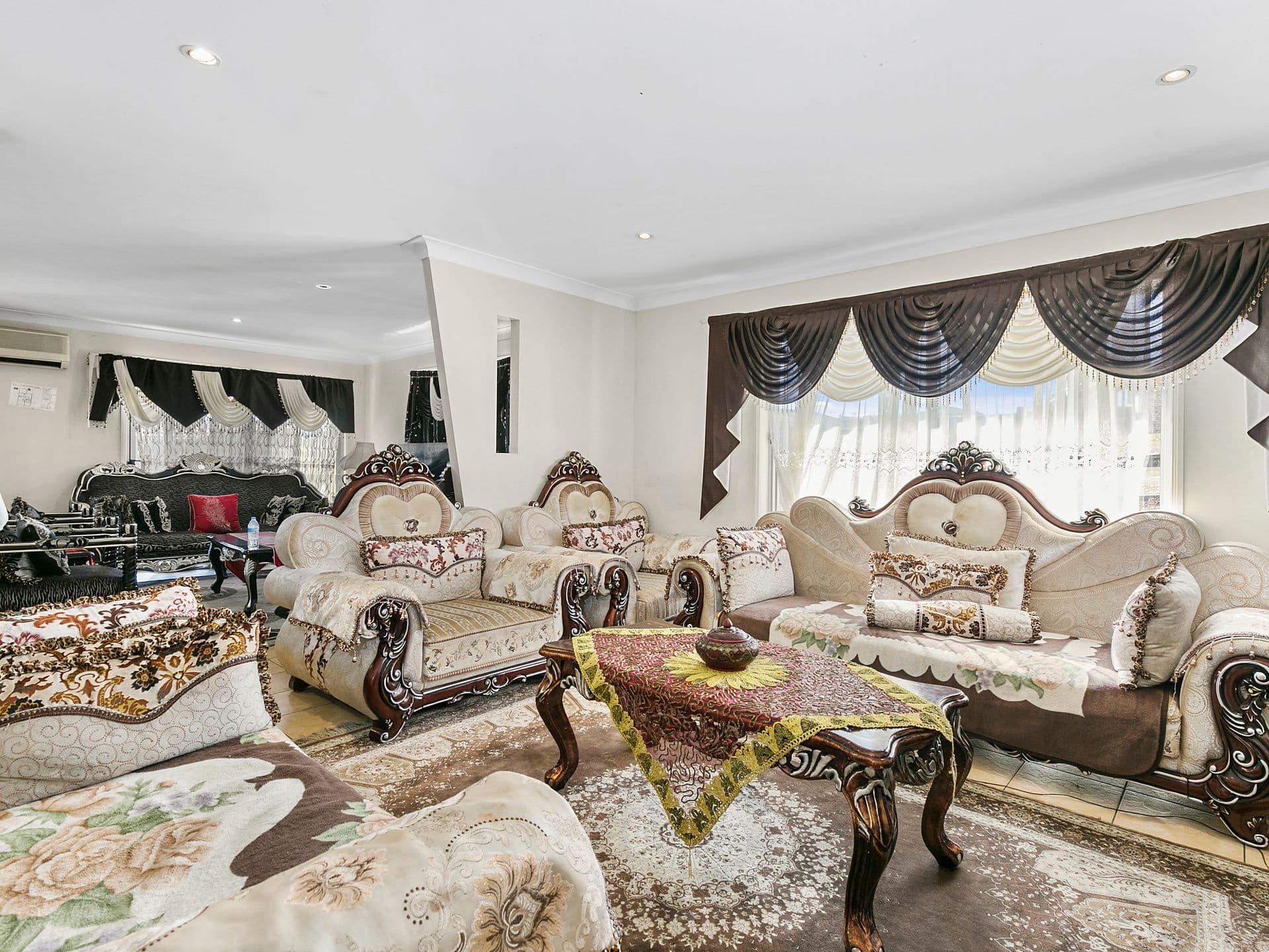 13 Devalera Street, Collingwood Park QLD 4301, Collingwood Park - Thumbnail 2