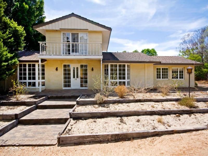 14 Standing Drive, LESMURDIE WA 6076, Lesmurdie - Image 1