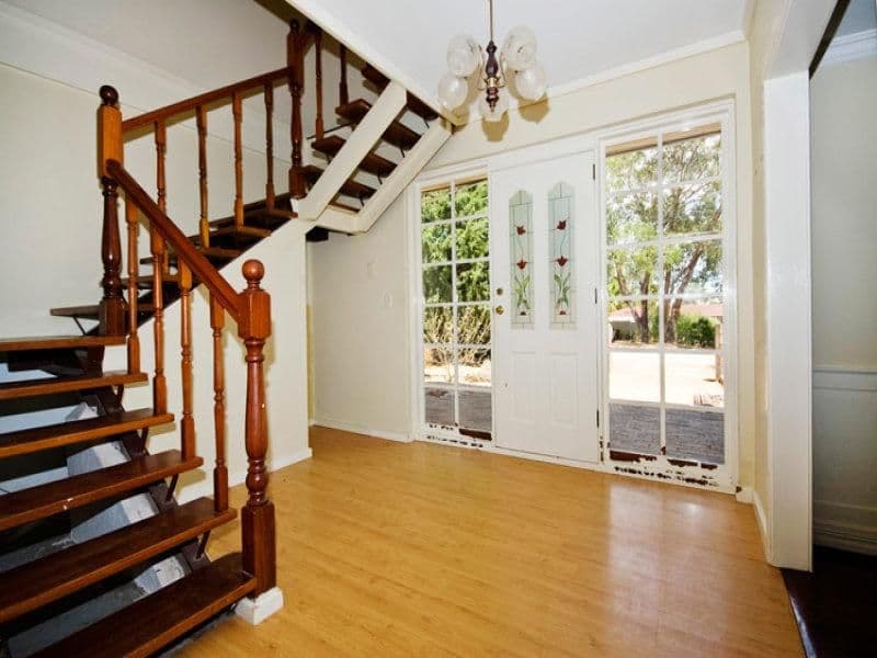 14 Standing Drive, LESMURDIE WA 6076, Lesmurdie - Thumbnail 2