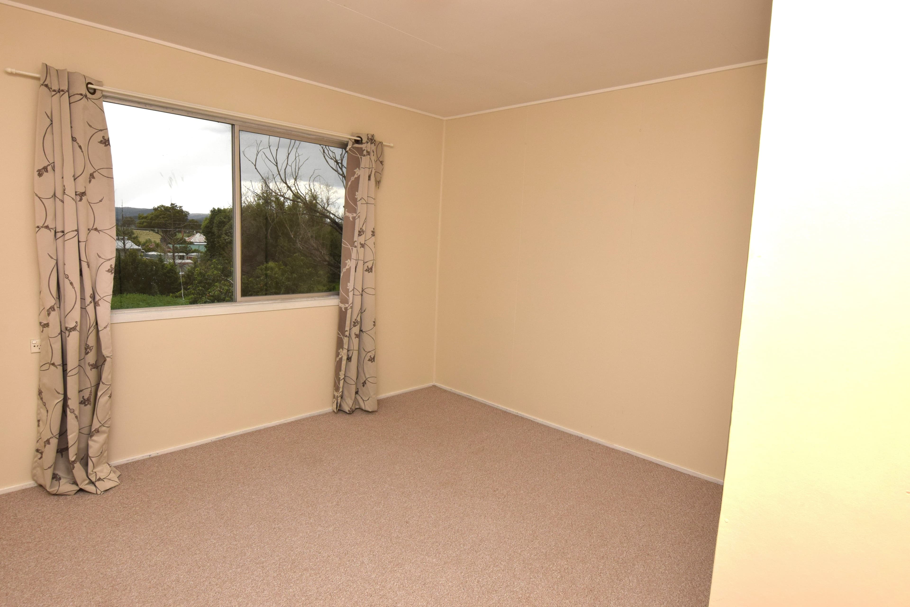 127 Duncan Street, Tenterfield NSW 2372, Tenterfield - Thumbnail 4