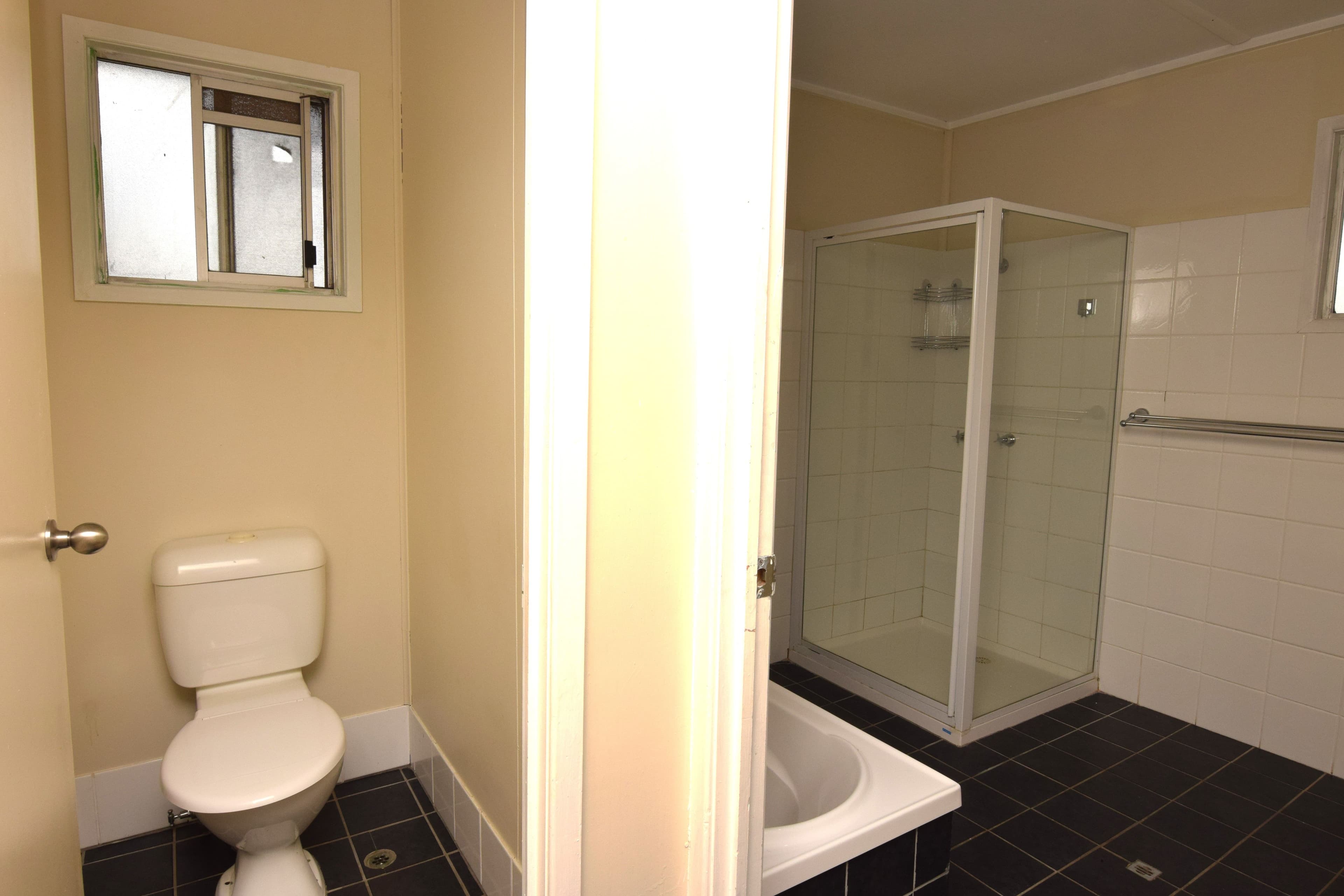 127 Duncan Street, Tenterfield NSW 2372, Tenterfield - Thumbnail 5