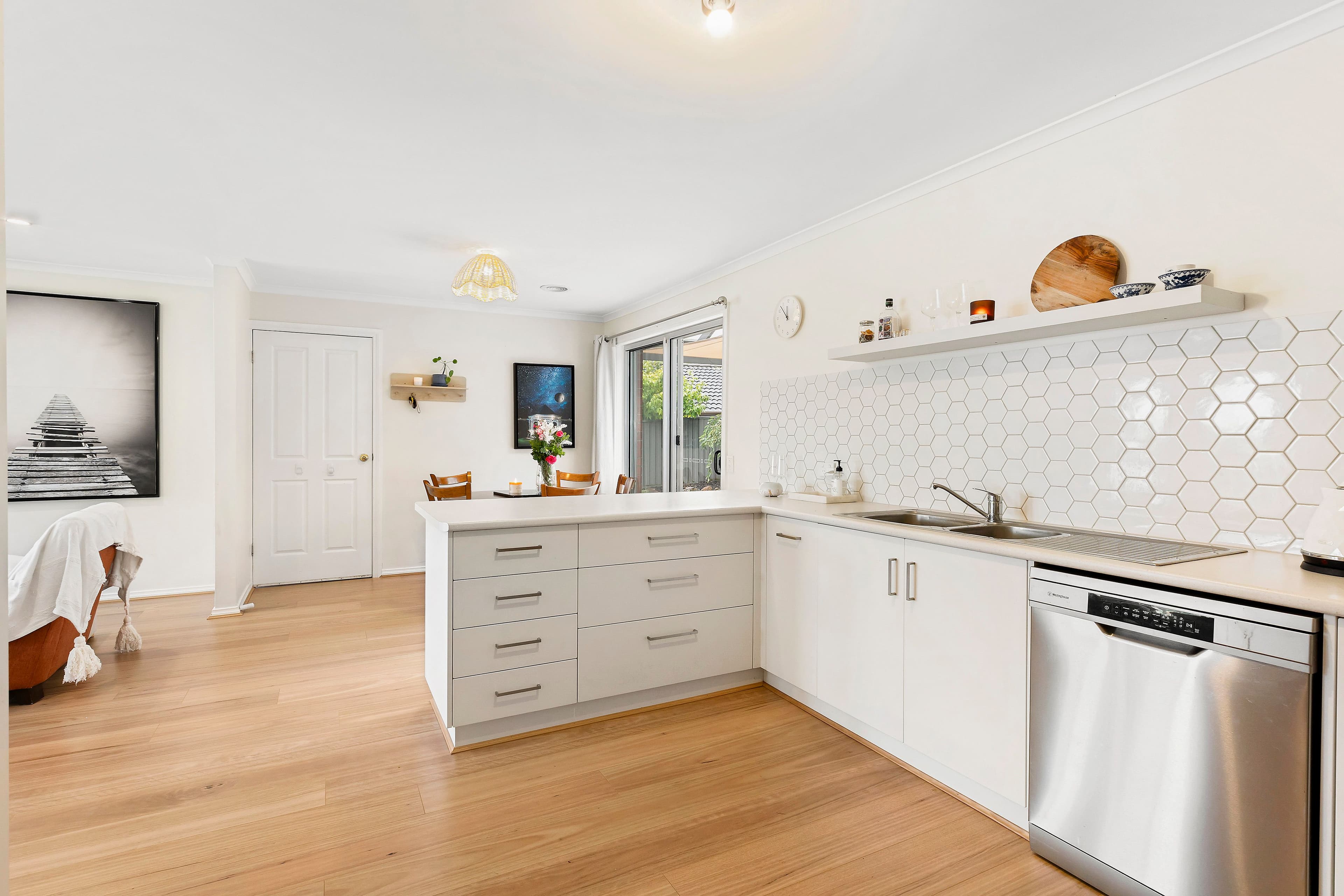 6 Correa Court, Mount Helen VIC 3350, Mount Helen - Thumbnail 2