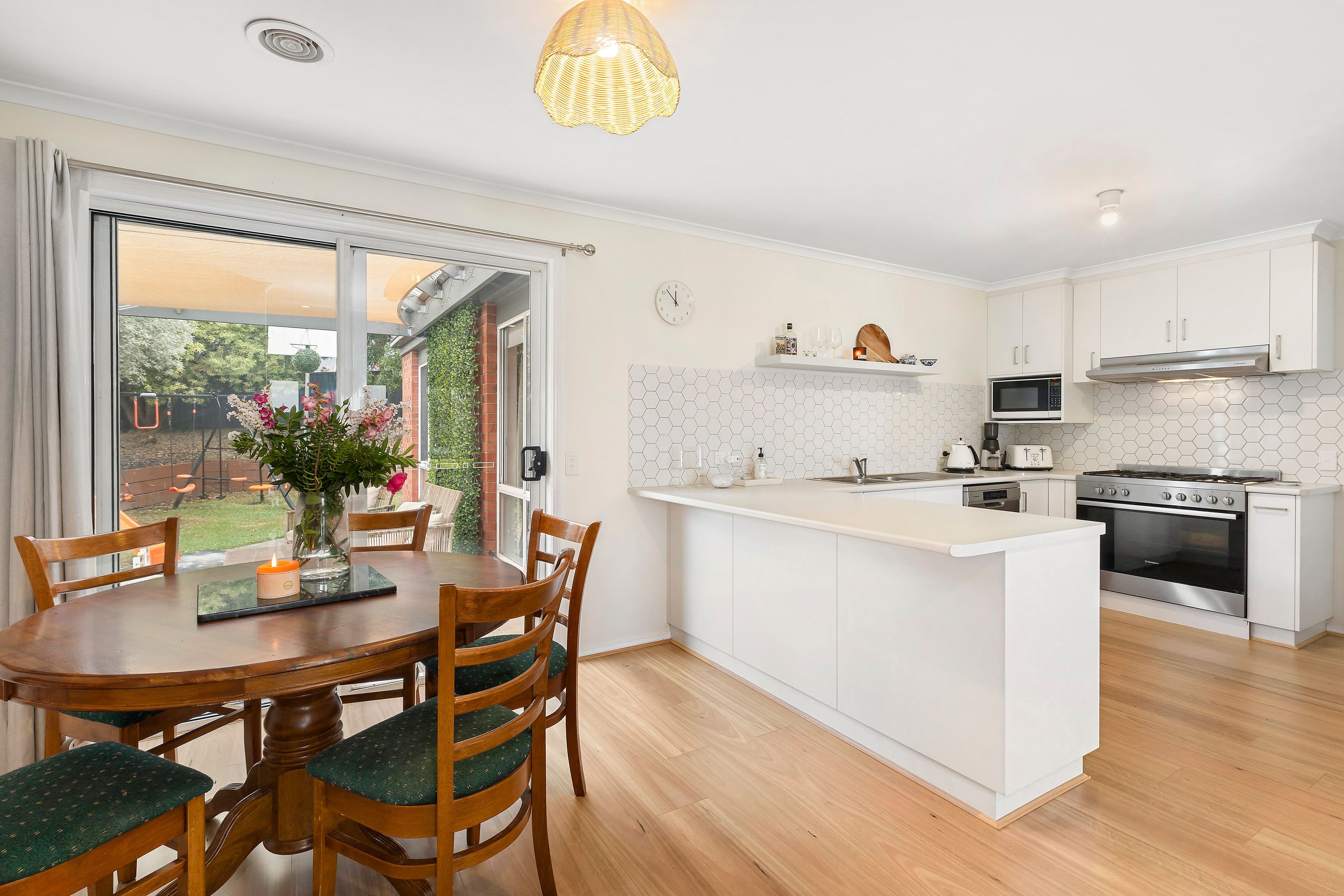 6 Correa Court, Mount Helen VIC 3350, Mount Helen - Thumbnail 3