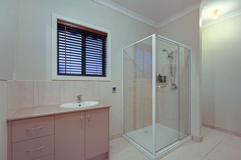 32 Skyline Drive, SOUTH MORANG VIC 3752, South Morang - Thumbnail 8