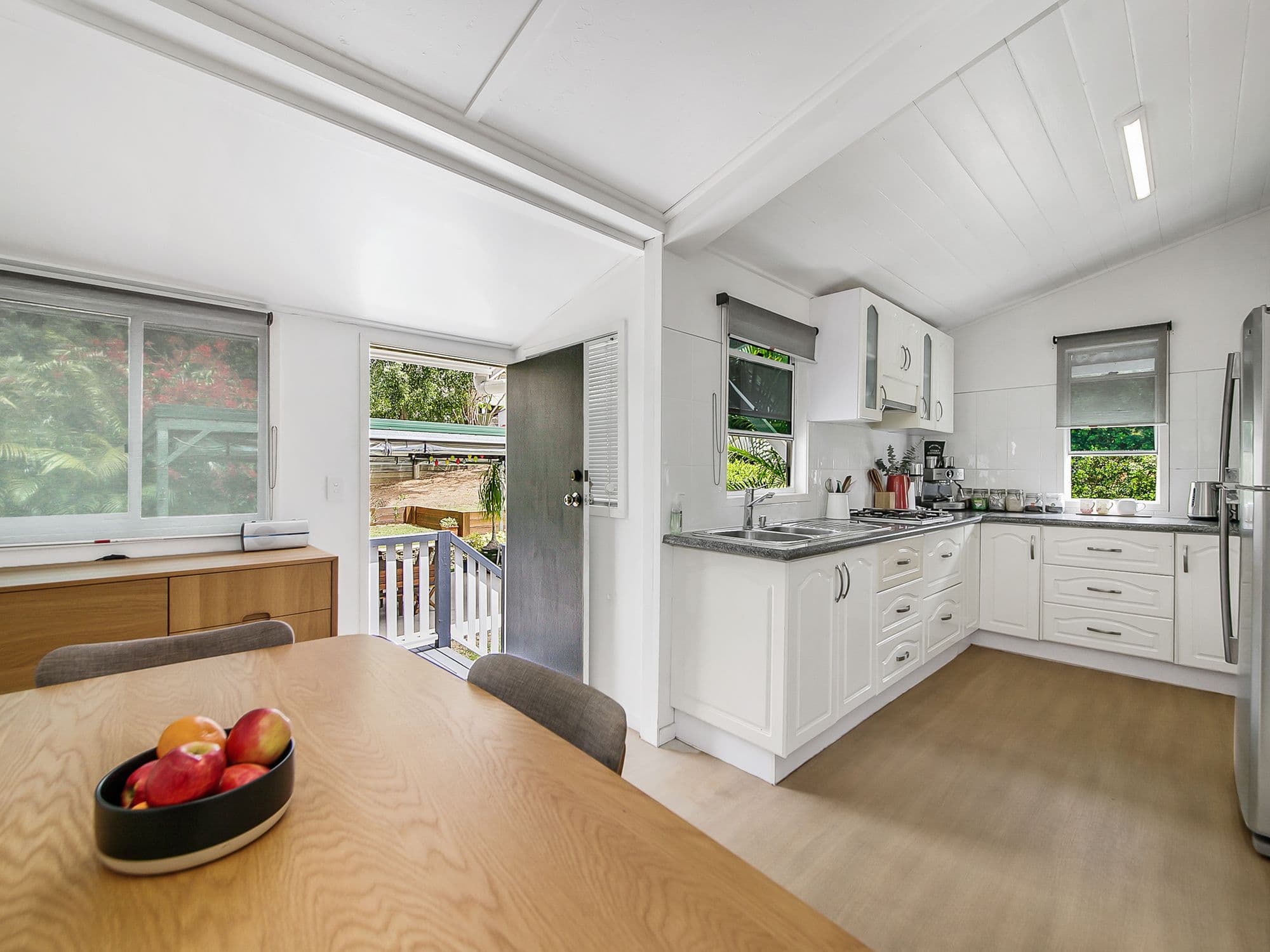 43 Marvin Street, Holland Park West QLD 4121, Holland Park West - Thumbnail 4