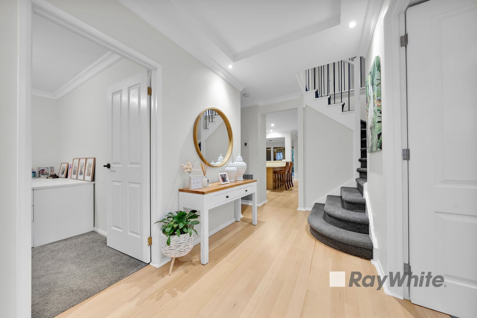 3 Berkshire Place, Narre Warren South VIC 3805, Narre Warren South - Thumbnail 3