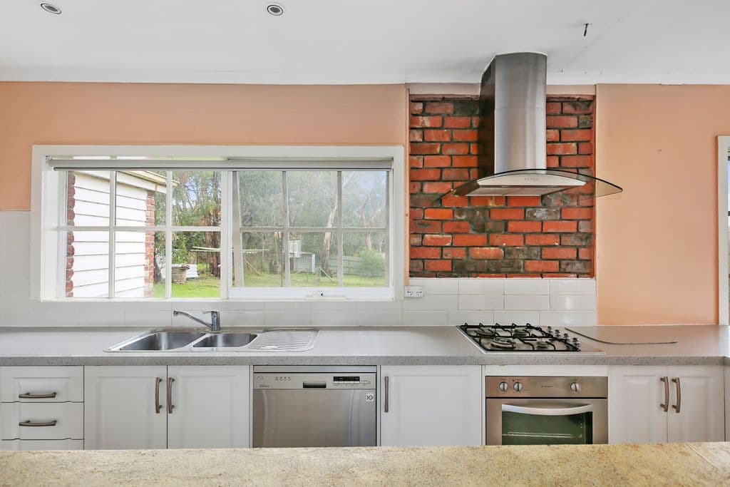 22 Alfred Street, Wandin North VIC 3139, Wandin North - Thumbnail 5