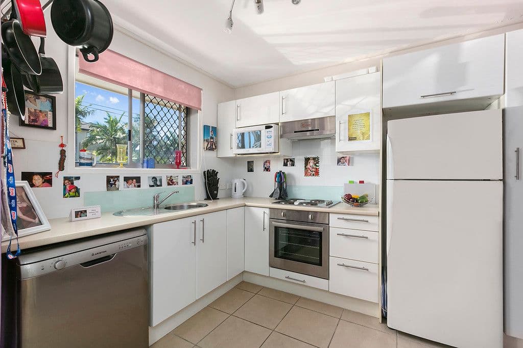 37 North Street, Southport QLD 4215, Southport - Thumbnail 2