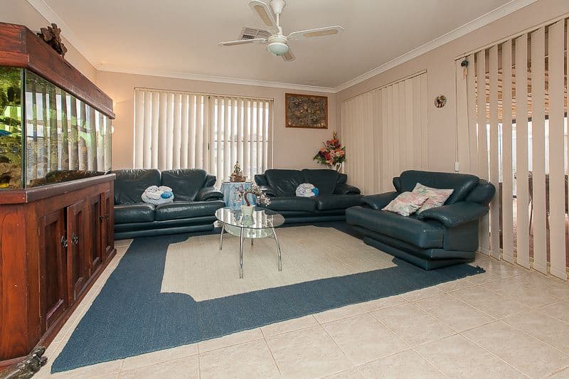 17 Parkland Drive, WARNBRO WA 6169, Warnbro - Thumbnail 4
