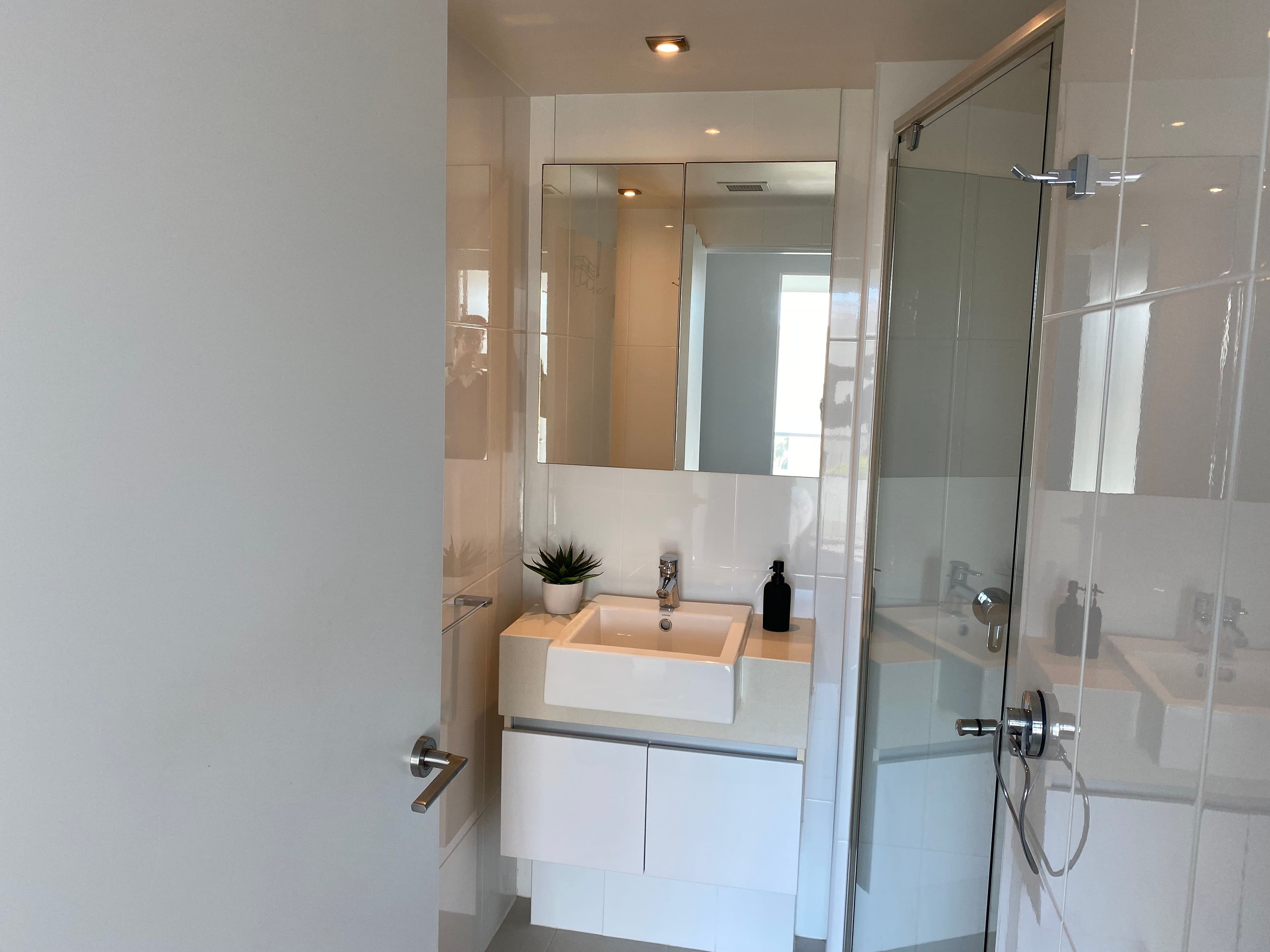 20 Bayview Street, Runaway Bay QLD 4216, Runaway Bay - Thumbnail 6