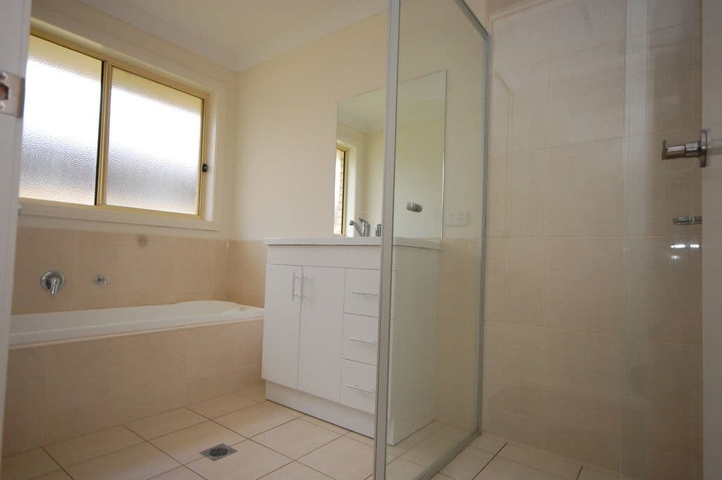 11 Bucello Street, Griffith - Thumbnail 7