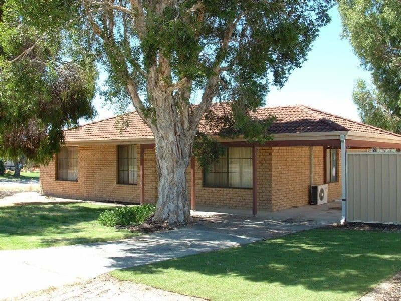 4 Magpie Place, GOSNELLS WA 6110, Gosnells - Image 1