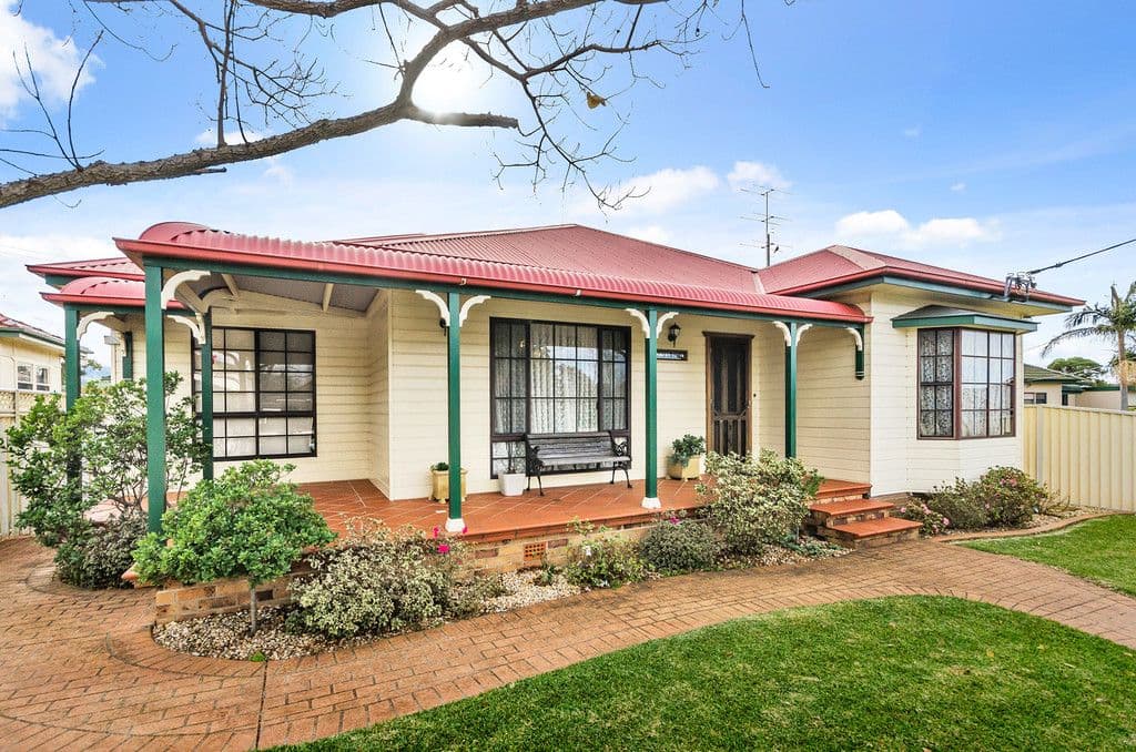 8 Leslie Street, Russell Vale NSW 2517, Russell Vale - Image 1