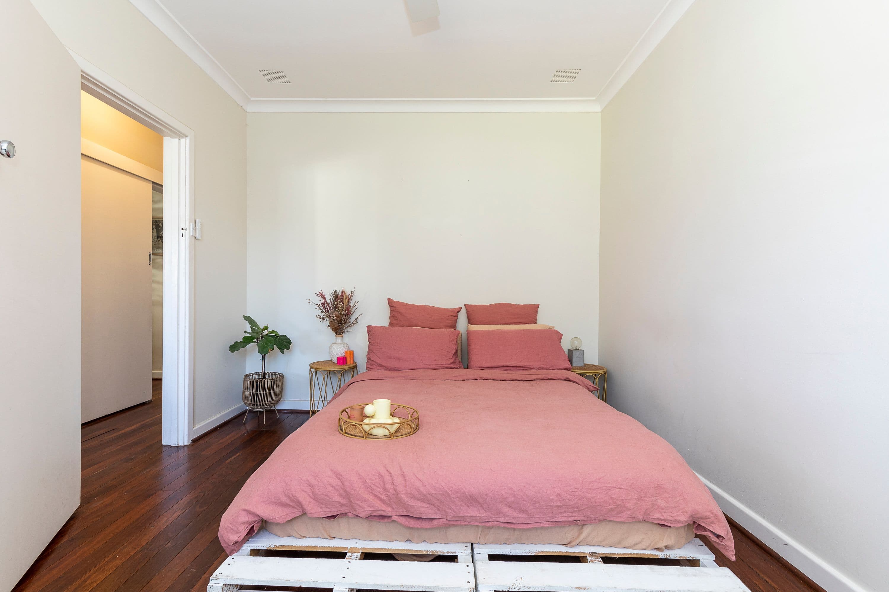 25 Lynton Street, Mount Hawthorn WA 6016, Mount Hawthorn - Thumbnail 6