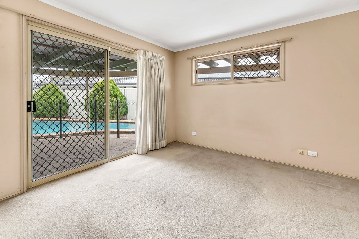 19 Sundown Drive, Paradise Point QLD 4216, Paradise Point - Thumbnail 8