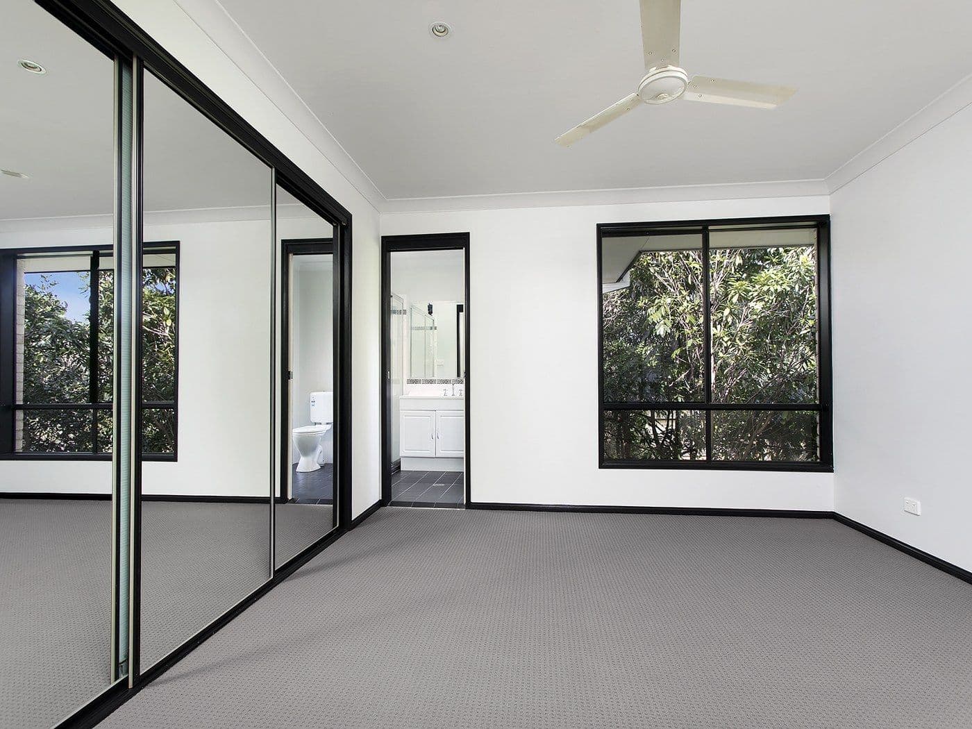 13 Grasslands Close, Coffs Harbour - Thumbnail 7