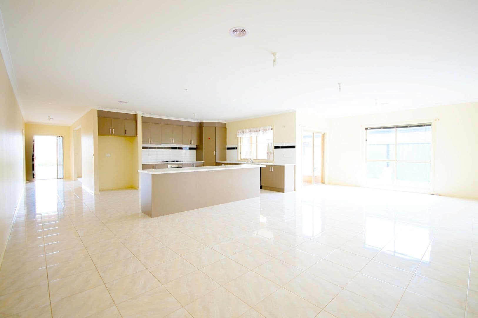 31 Riverway View, Craigieburn VIC 3064, Craigieburn - Thumbnail 4