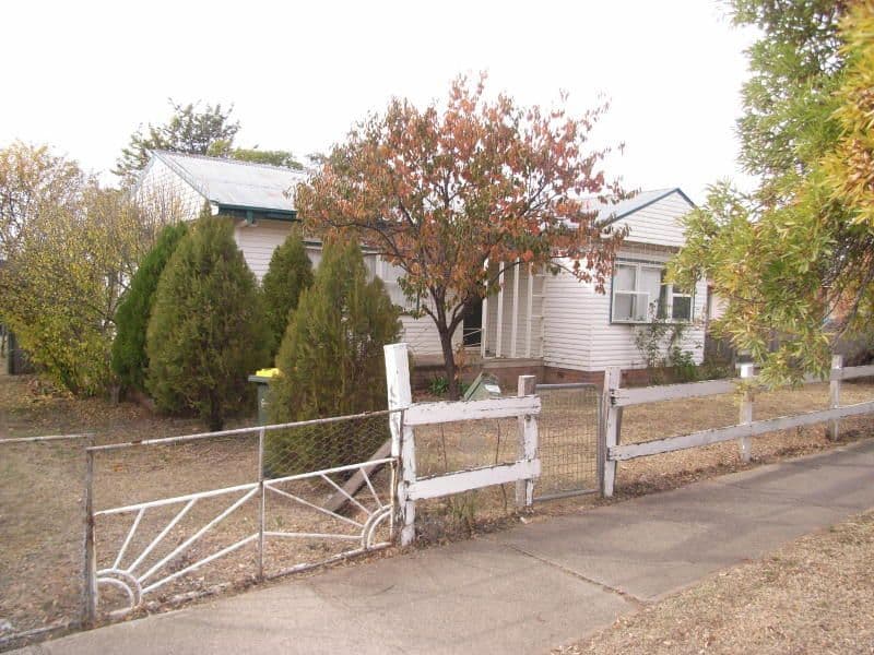 204 Goonoo Goonoo Road, TAMWORTH NSW 2340, South Tamworth - Image 1