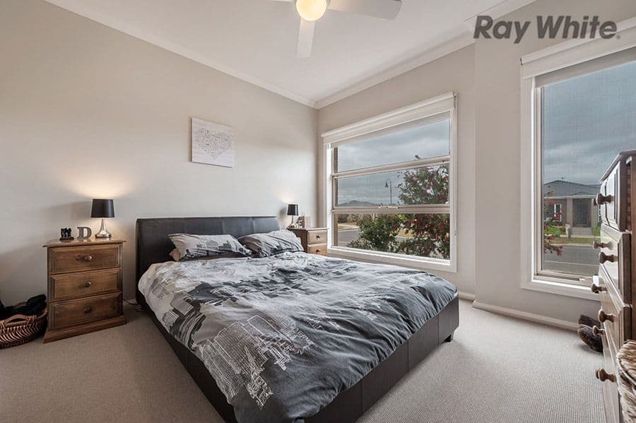 205 Botanica Springs Boulevard, Brookfield VIC 3338, Brookfield - Thumbnail 2