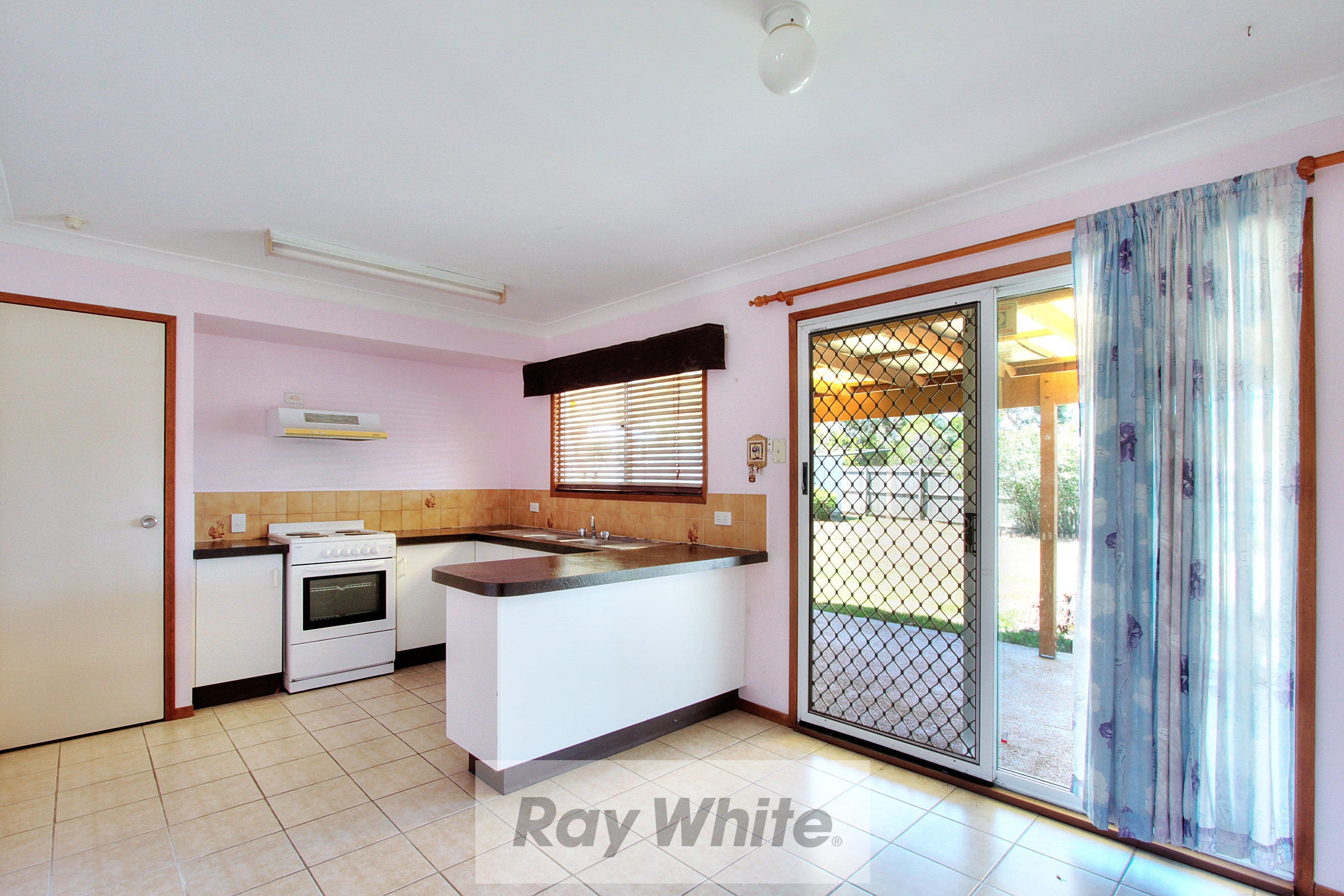 52 Royena Court, Crestmead QLD 4132, Crestmead - Thumbnail 3