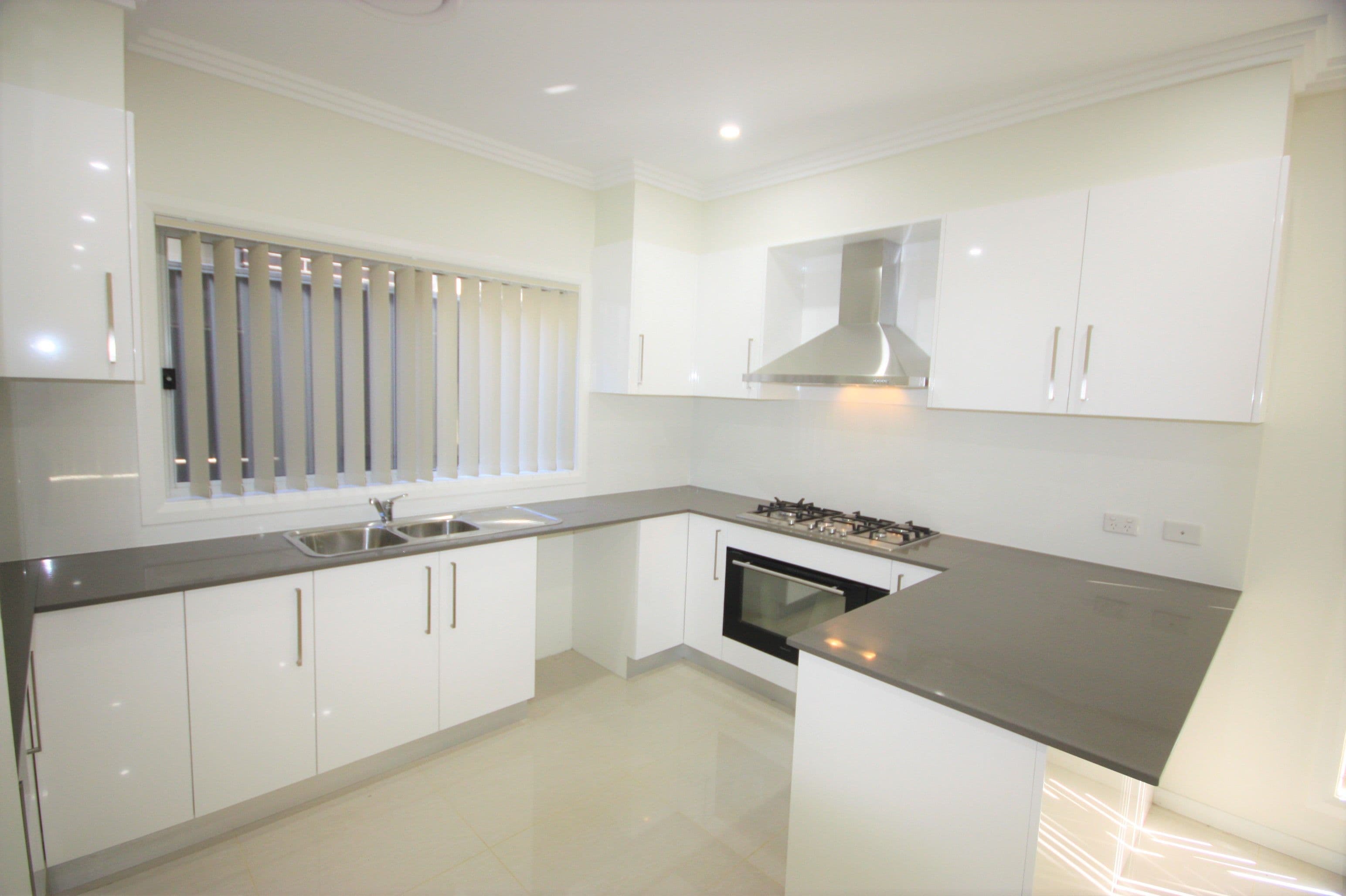 13 Murrumbidgee Street, Gregory Hills - Thumbnail 8