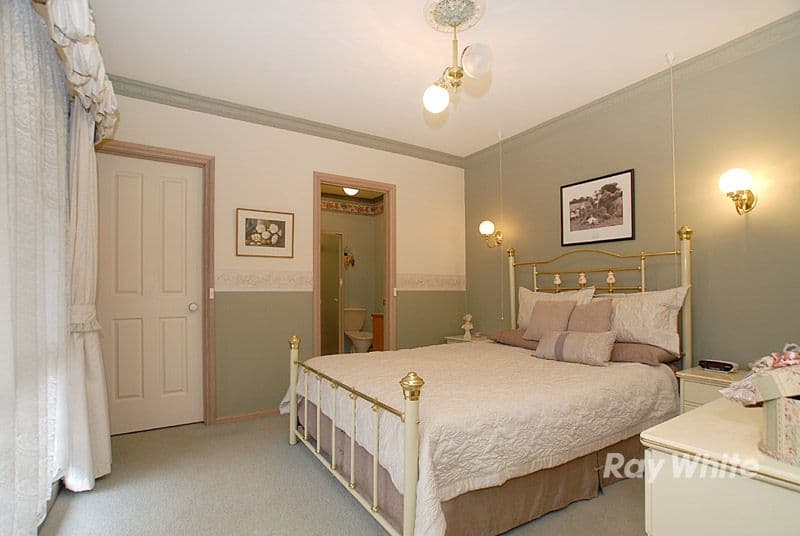 160 Telford Drive, BERWICK VIC 3806, Berwick - Thumbnail 8
