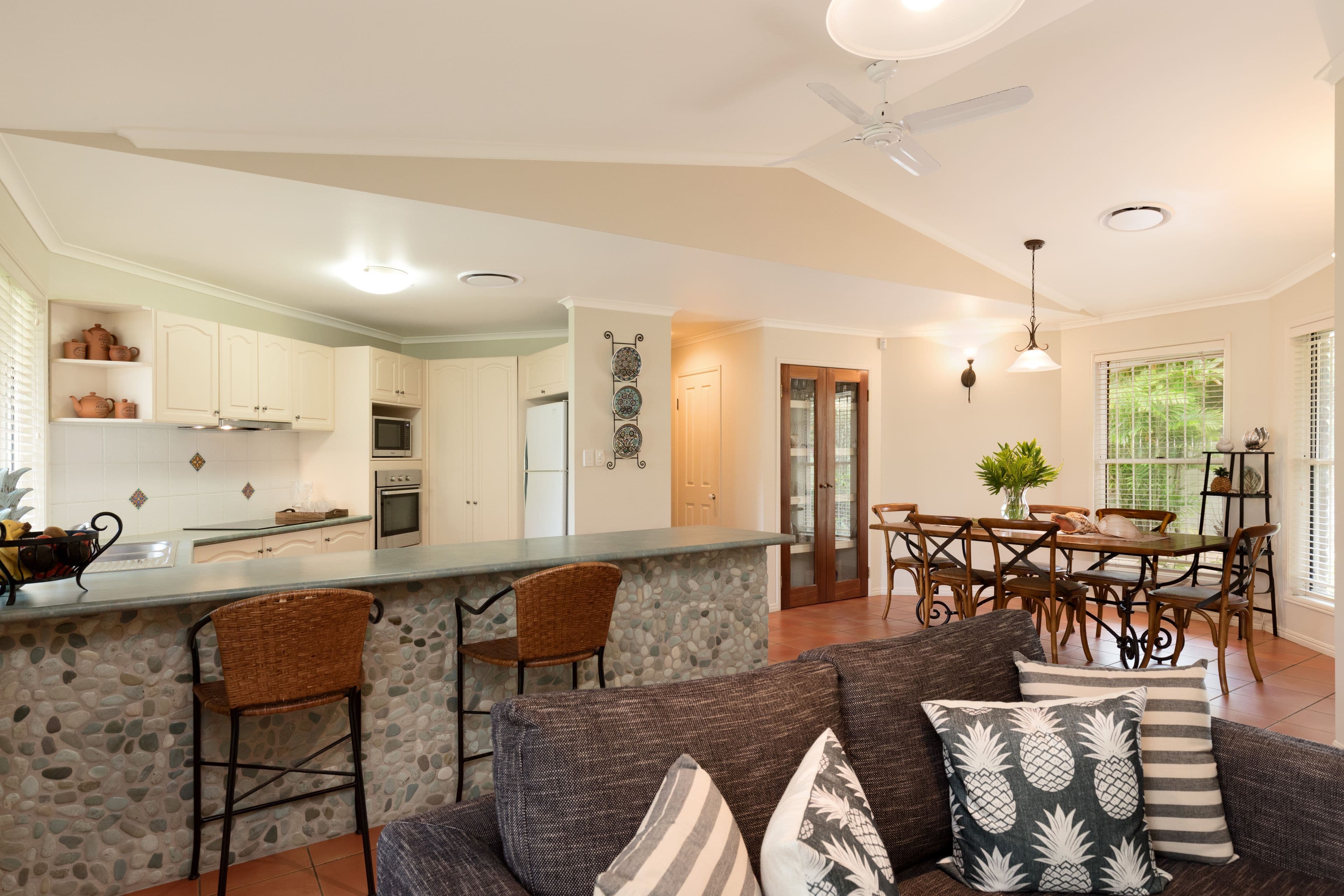 91 Chisholm Drive, Caroline Springs - Thumbnail 4