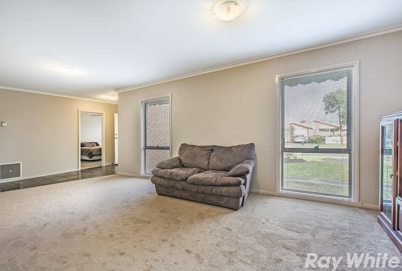 145 Roycroft Avenue, Mill Park VIC 3082, Mill Park - Thumbnail 5