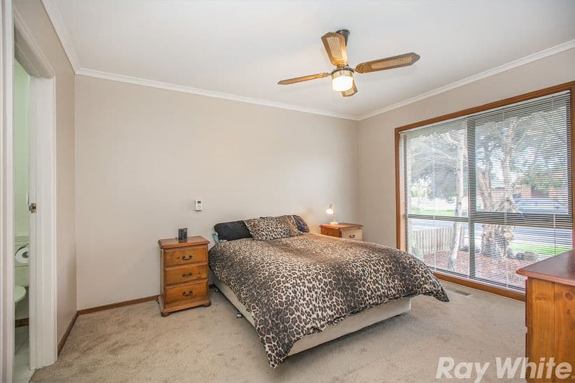 145 Roycroft Avenue, Mill Park VIC 3082, Mill Park - Thumbnail 6
