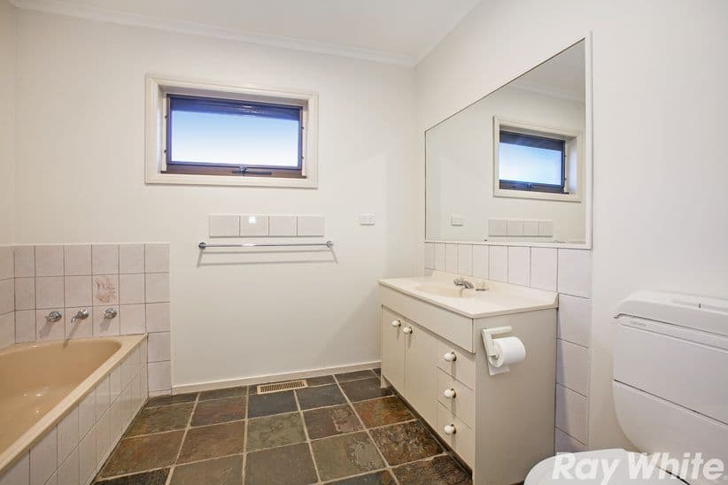 145 Roycroft Avenue, Mill Park VIC 3082, Mill Park - Thumbnail 7