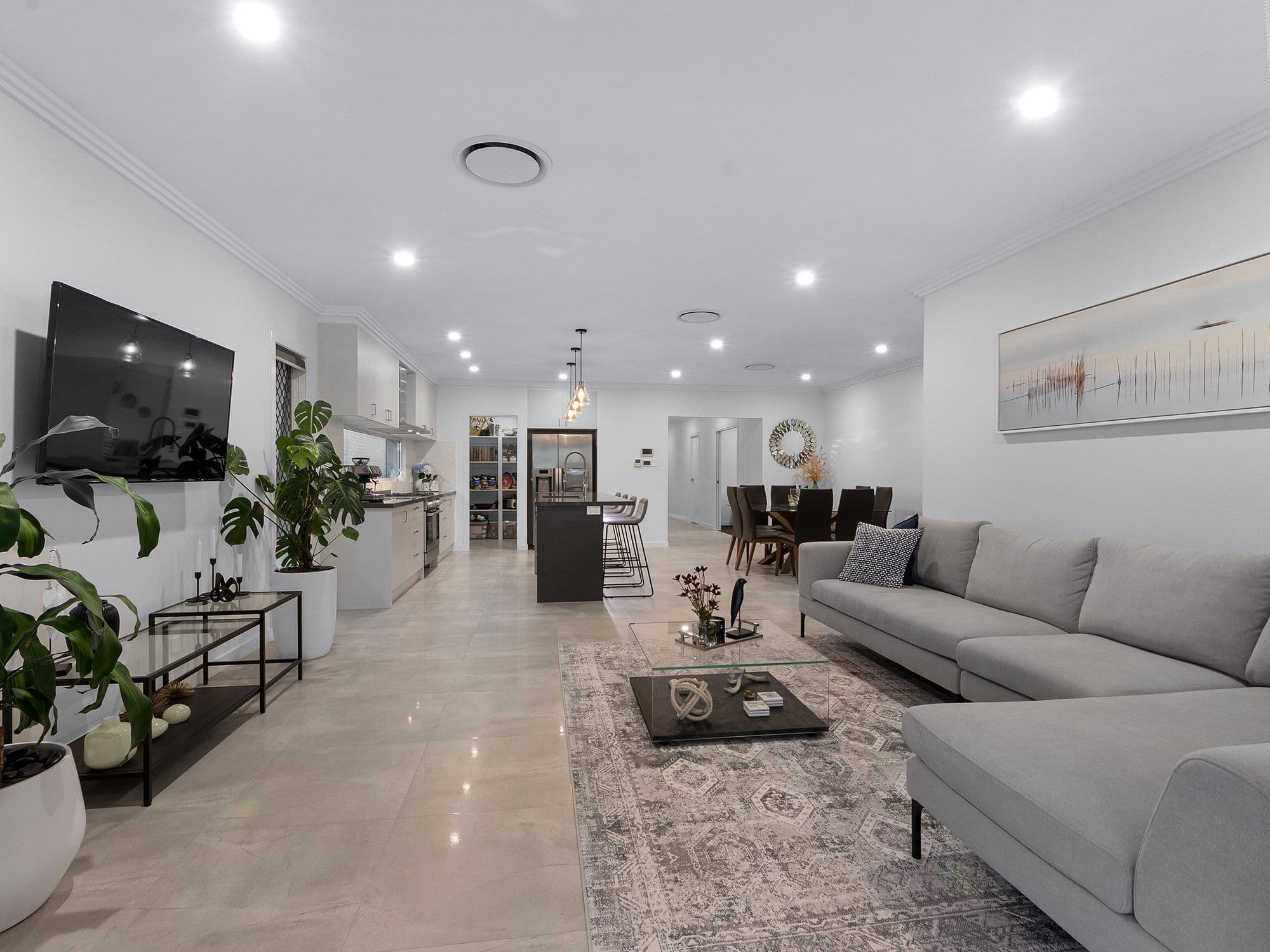 6 Heathcote Street, South Ripley QLD 4306, South Ripley - Thumbnail 2