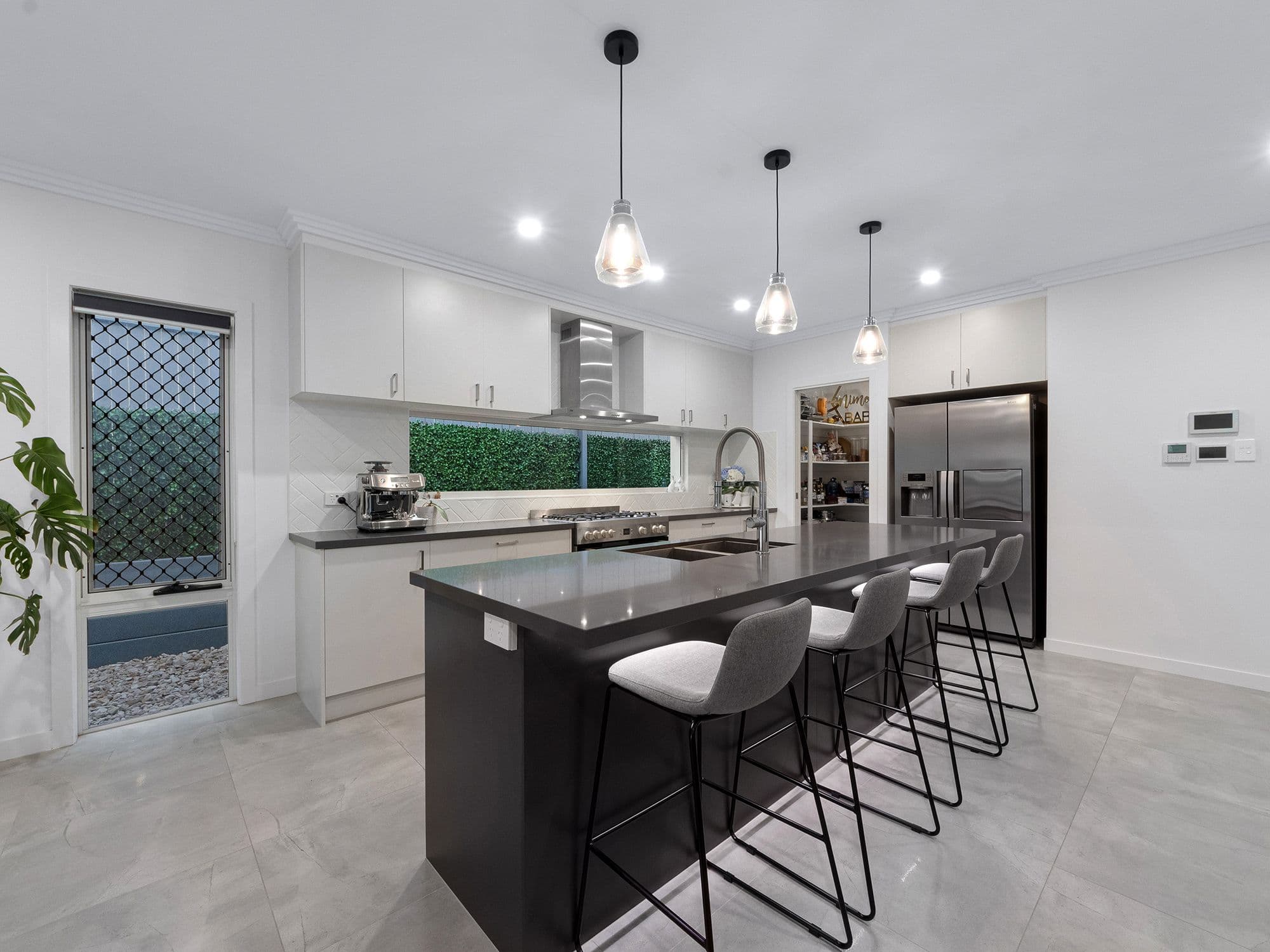 6 Heathcote Street, South Ripley QLD 4306, South Ripley - Thumbnail 8