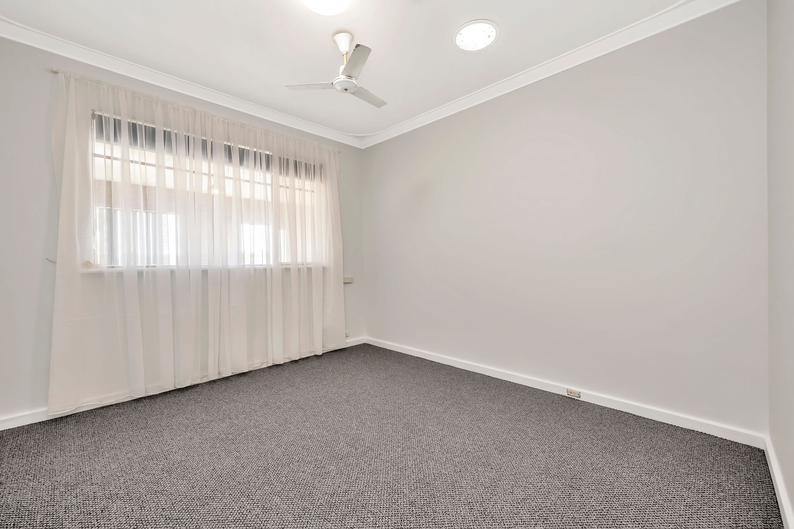 13 Graham Street, Spearwood WA 6163, Spearwood - Thumbnail 5