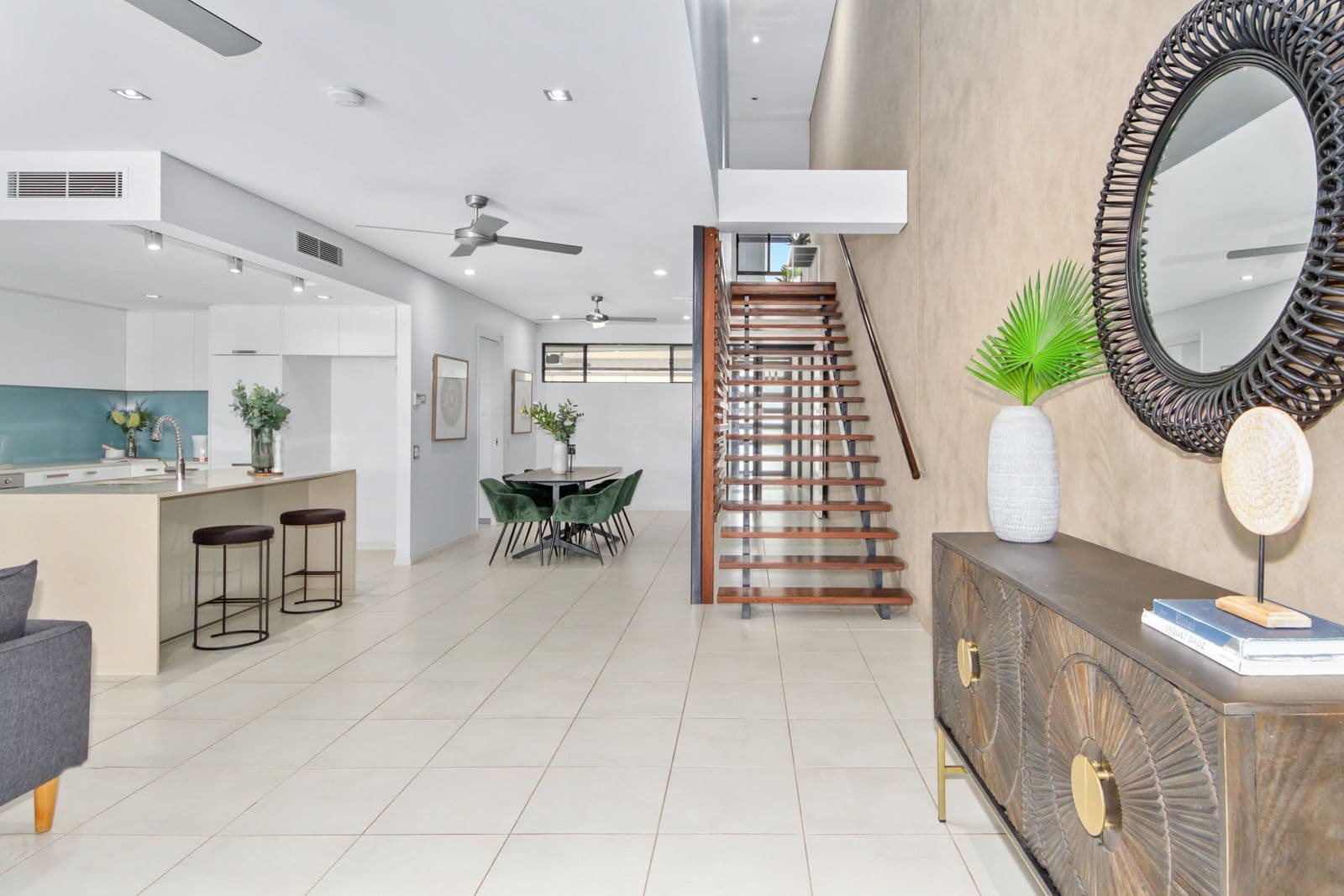 11 Kestrel Lane, Coomera Waters QLD 4209, Coomera - Thumbnail 8
