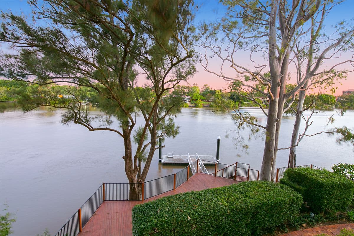 9 Dudley Street, Highgate Hill QLD 4101, Highgate Hill - Thumbnail 2