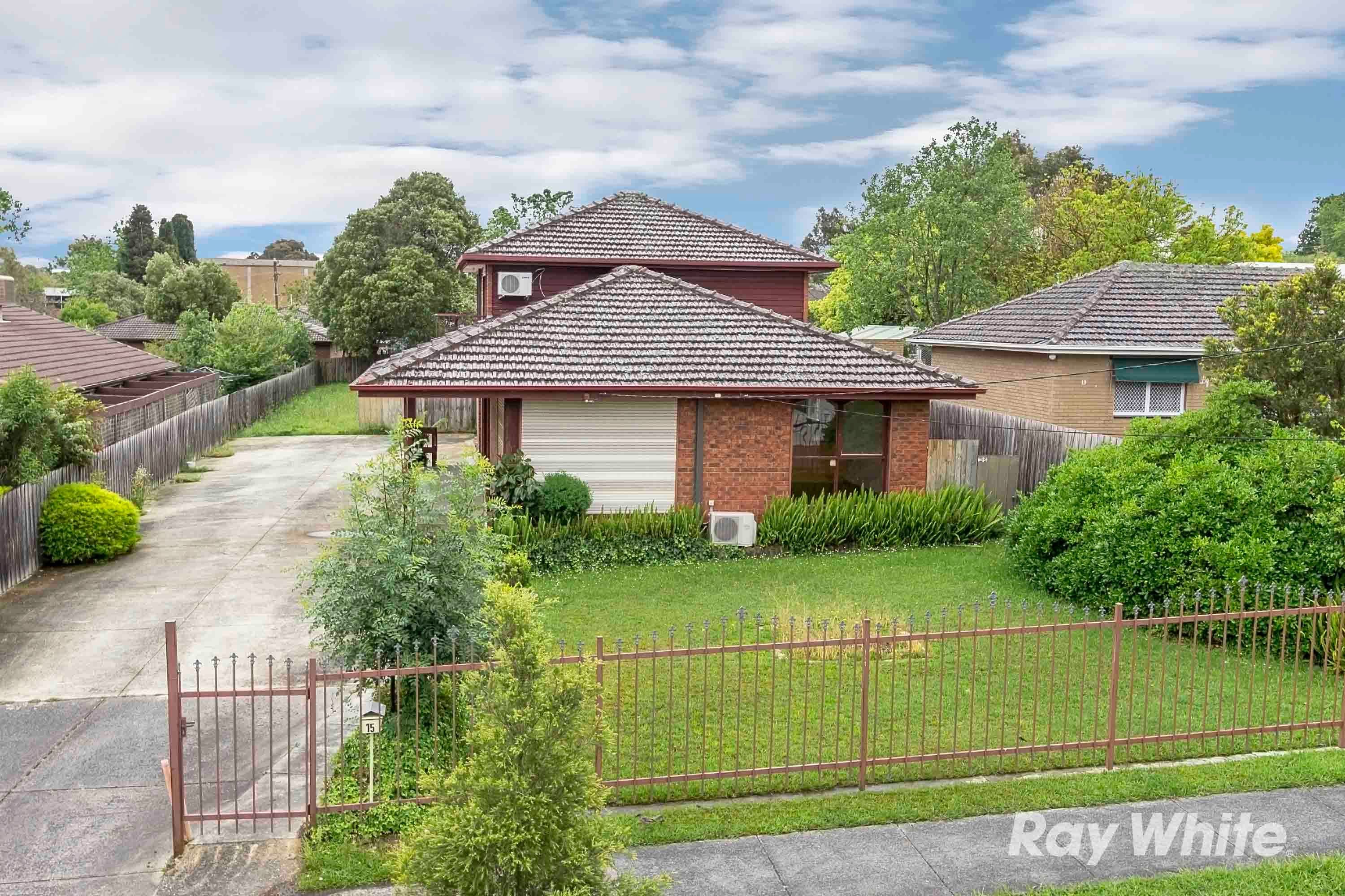 15 Landale Avenue, CROYDON VIC 3136, Croydon - Thumbnail 2