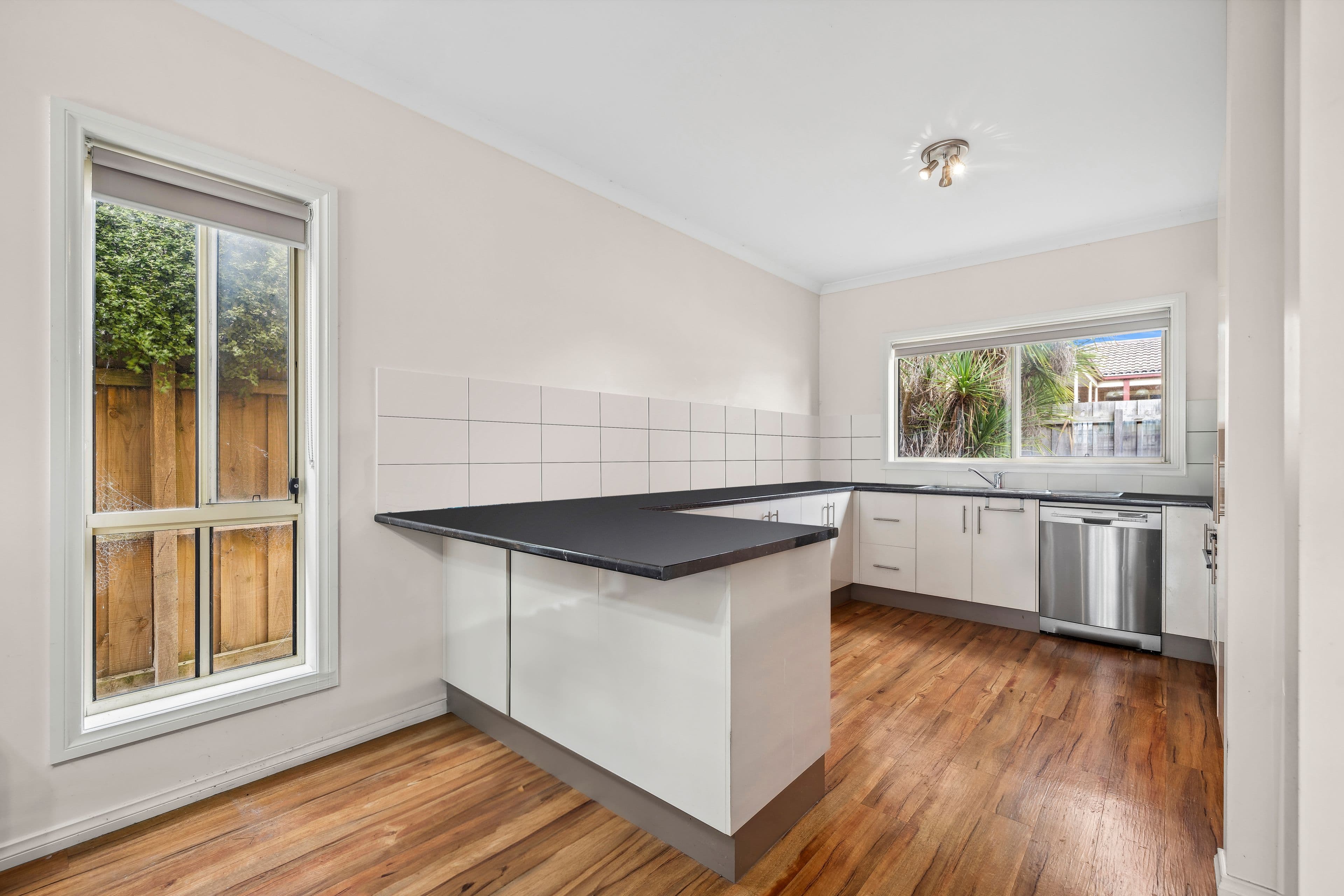 28 Lauriston Street, Kyneton VIC 3444, Kyneton - Thumbnail 3
