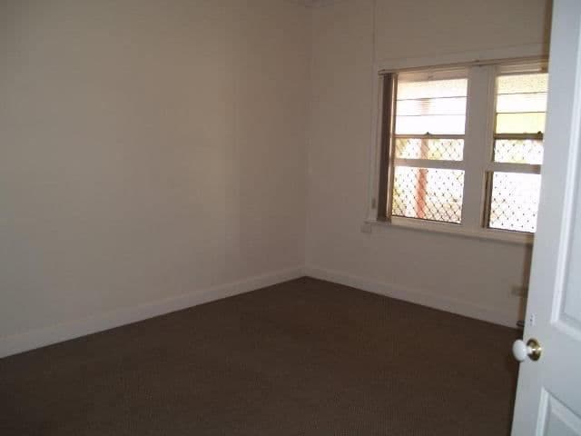 24 Lawrie Terrace, WAIKERIE SA 5330, Waikerie - Thumbnail 4