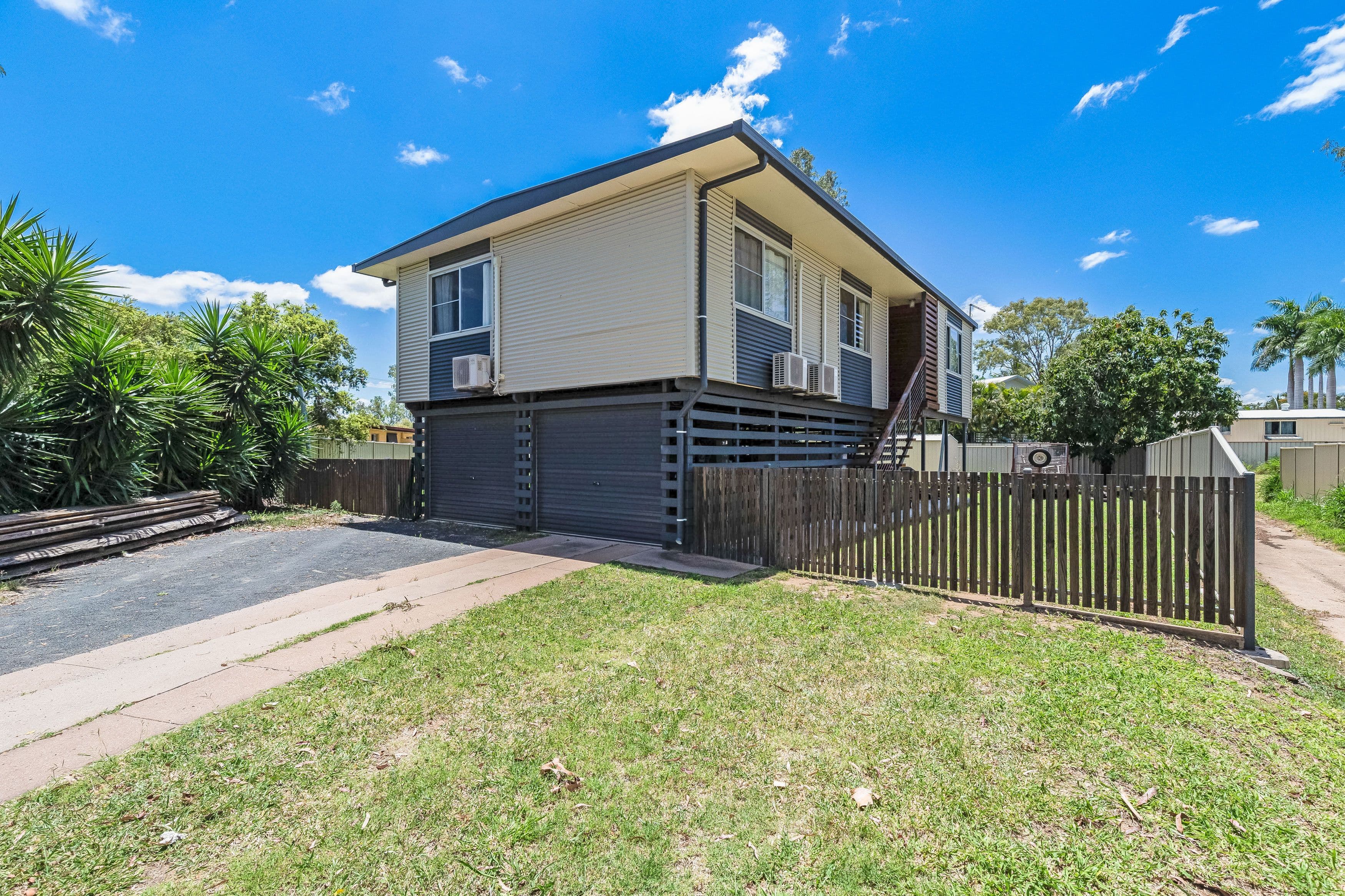 5 Suncross Place, Emerald QLD 4720, Emerald - Thumbnail 2