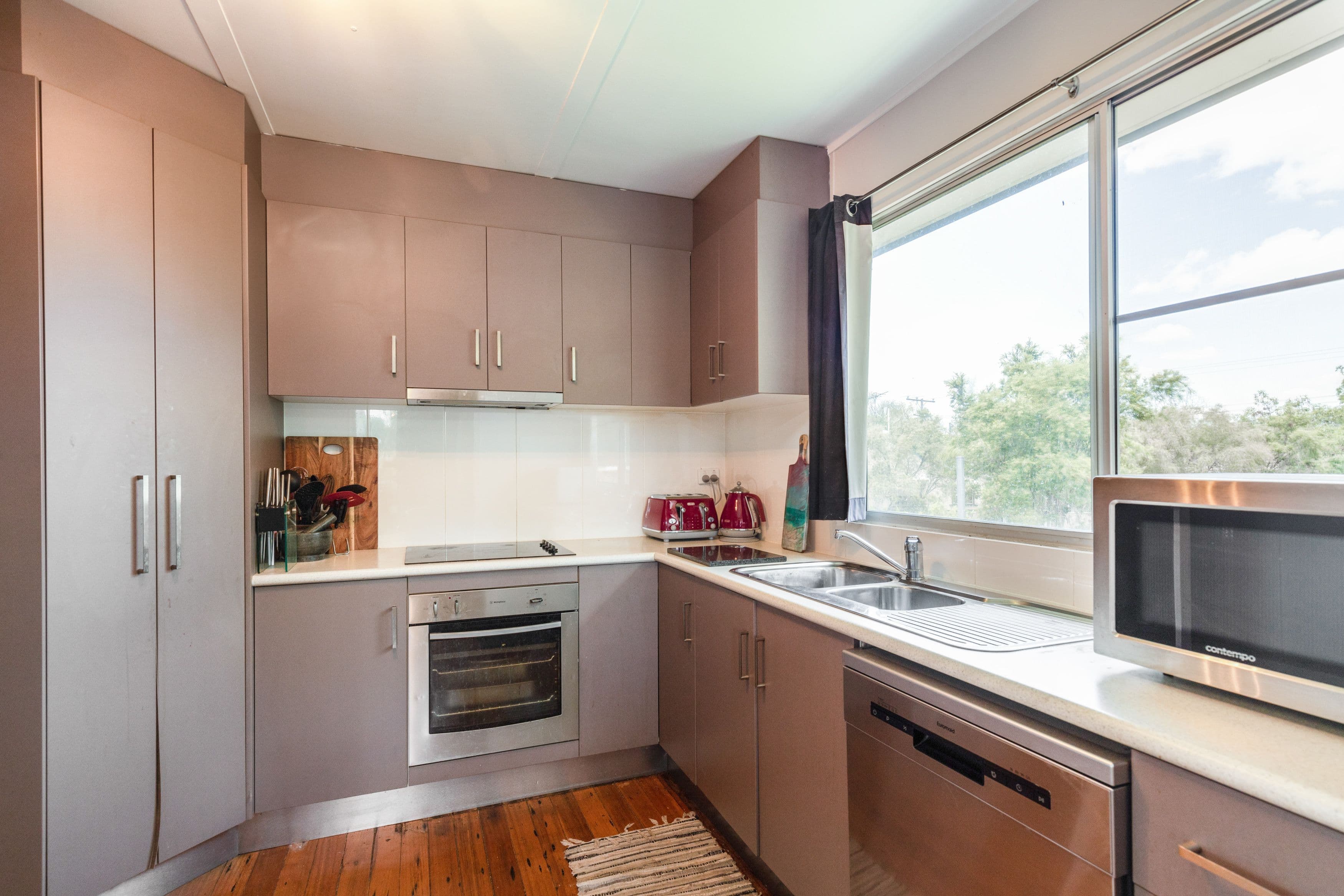5 Suncross Place, Emerald QLD 4720, Emerald - Thumbnail 3