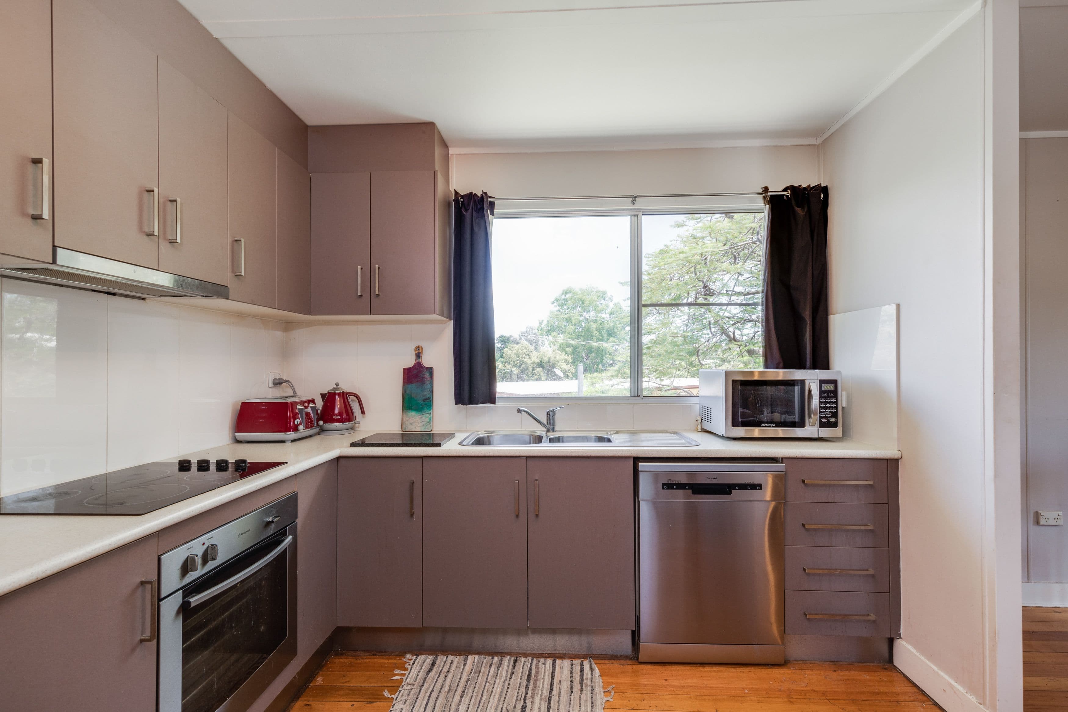 5 Suncross Place, Emerald QLD 4720, Emerald - Thumbnail 4